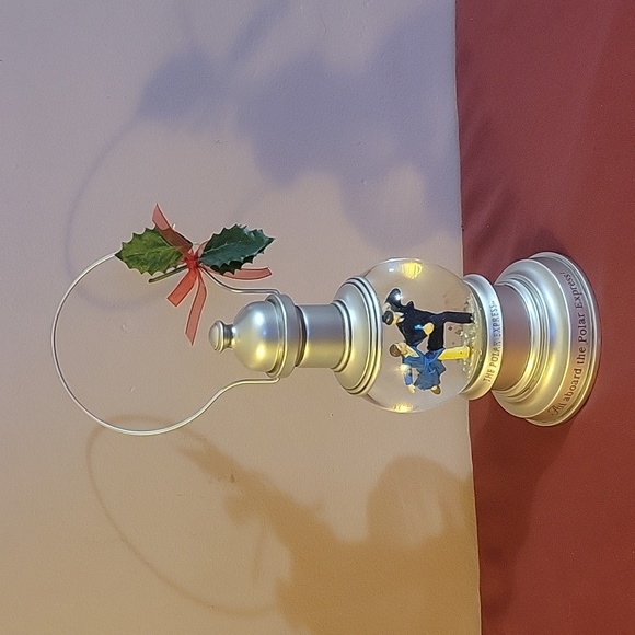 Hallmark Polar Express Lantern With Snowglobe Warner Bros Everything Else My XXX Hot Girl